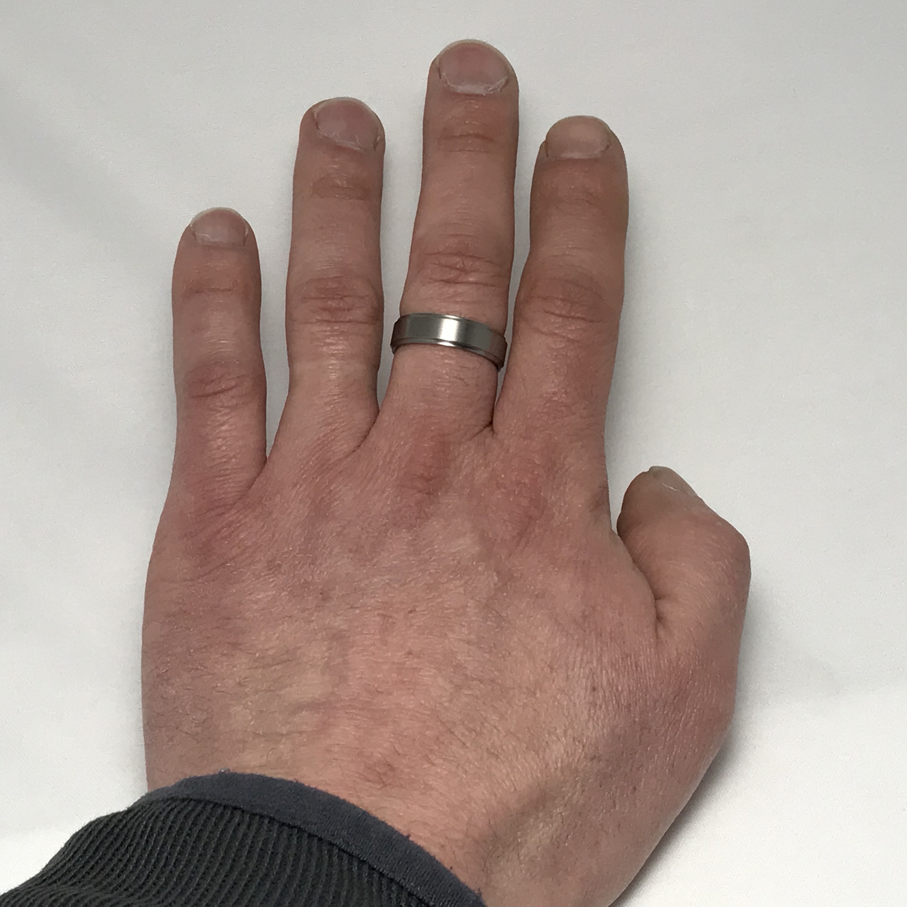 Stellwagen Designs hand model